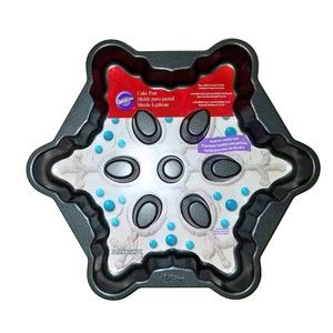 Wilton 2105-1555 Christmas Snowflake Cake Pan